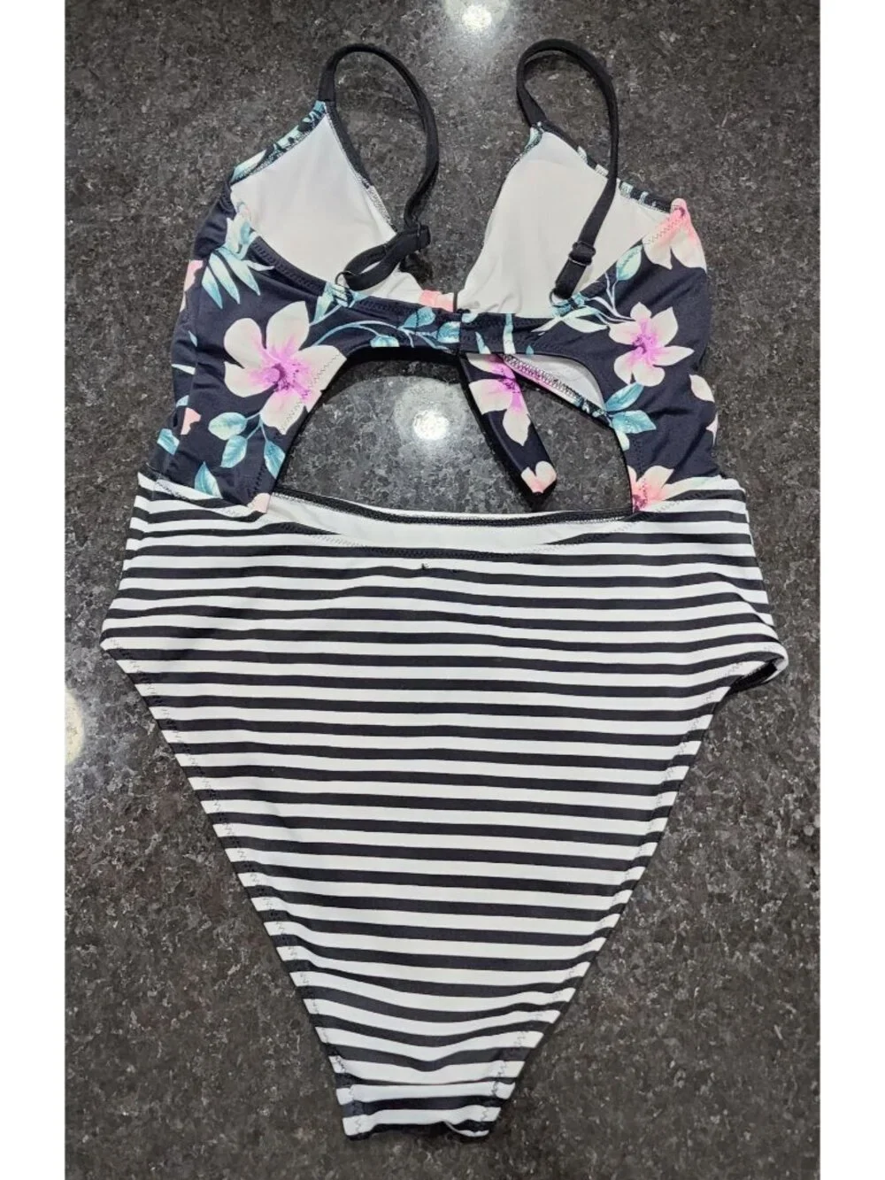 New. PINK Victoria's Secret Tropical Cutout 1 Piece Women's Swim suit size Small